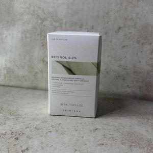 SKIN1004 Retinol 0.2% Boosting Ampoule - White & Green